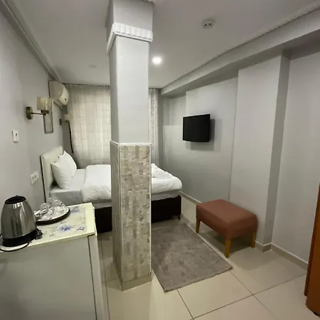 Kamer Apart Hotel 公寓式酒店 3*