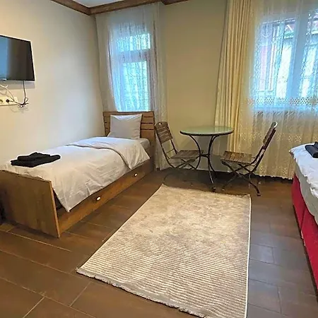 Kamer Apart Hotel 3*