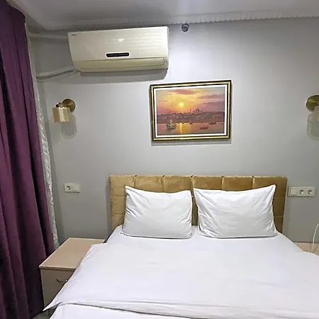 Kamer Apart Hotel 3*