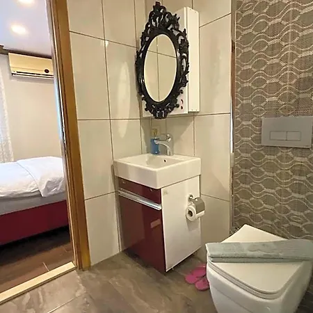 Kamer Apart Hotel 3*