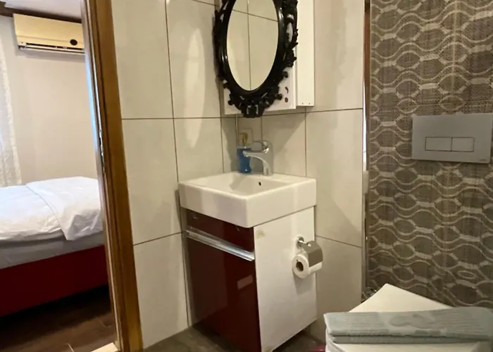 Ξενοδοχείο με διαμερίσματα Kamer Apart Hotel 3*